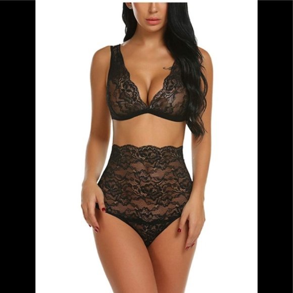 Other - NWT Women's Seductive Lace Set